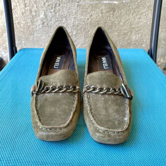 Vaneli Green Cassandra Khaki/Tmoro Suede Women’s Luxury Wedge Heels (Size 7M) - Picture 3 of 16